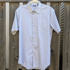Men's Short Sleeve Button-Up Shirt